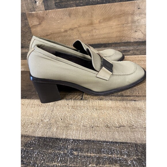 Vintage Gucci Canvis Loafers Size 9 Women’s Taupe Heeled Square Toe with Buckle - Picture 9 of 16